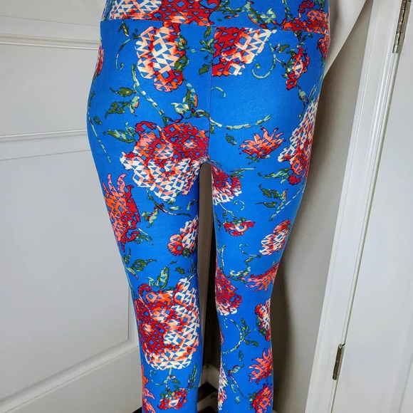LuLaRoe OS One Size Leggings Pixel Roses Flowers Blue Coral Unicorn LLR NWOT - Picture 13 of 15